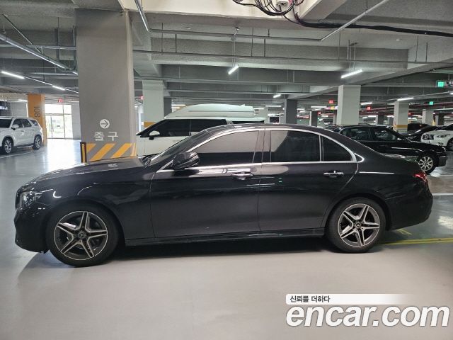 Mercedes-Benz E-Class W213 2023
