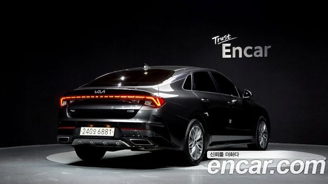 Kia K5 Гибрид 3-го поколения 2022