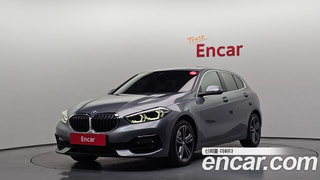 BMW 1 серия (F40) 2022