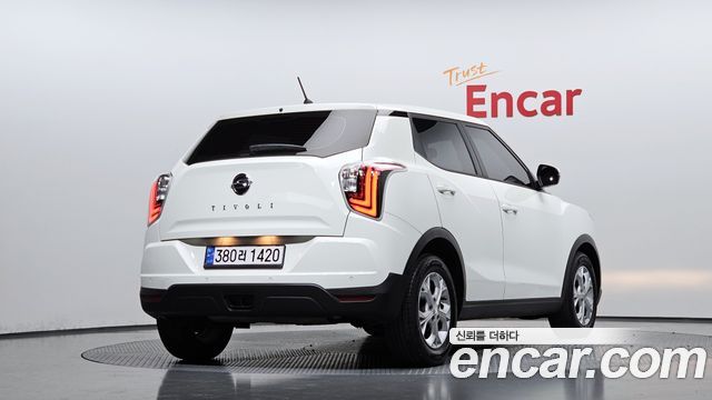 KG Mobility (Ssangyong) Очень новый Тиволи 2022