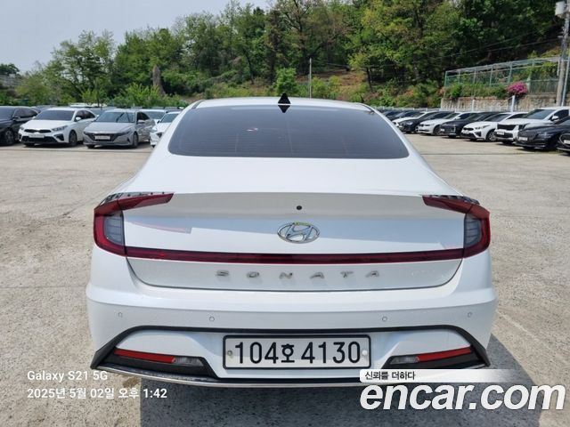 Hyundai Соната (ДН8) 2021