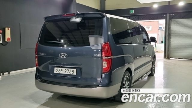 Hyundai Grand Starex 2019