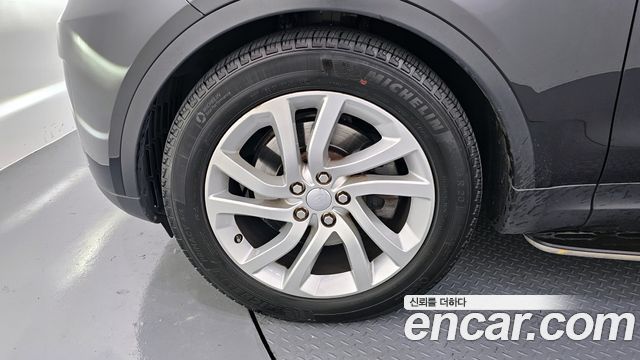 Land Rover открытие 5 2017