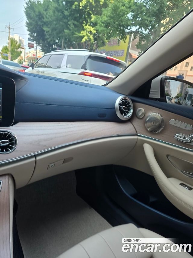 Mercedes-Benz E-Class W213 2020