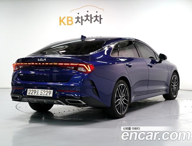 Kia К5 3-го поколения 2023