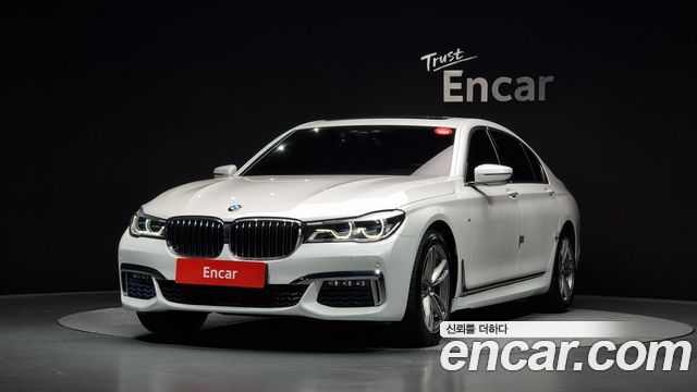 BMW 7 серия (G11) 2018