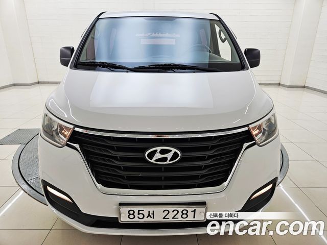 Hyundai Grand Starex 2019