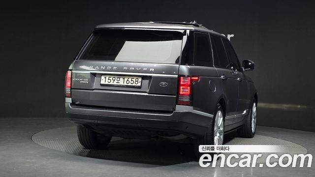 Land Rover Рендж Ровер 4 поколения. 2016