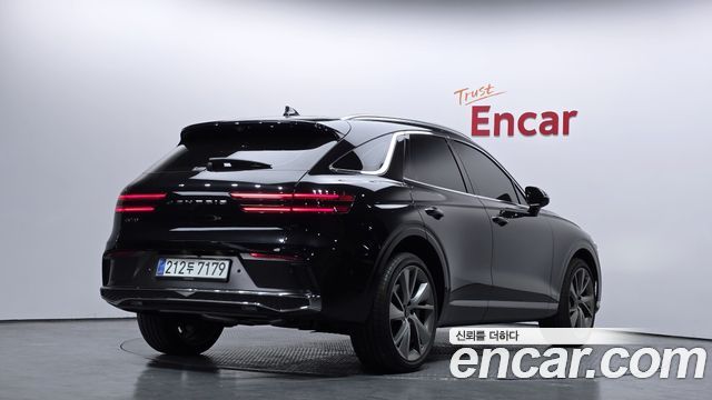 Genesis GV70 2025
