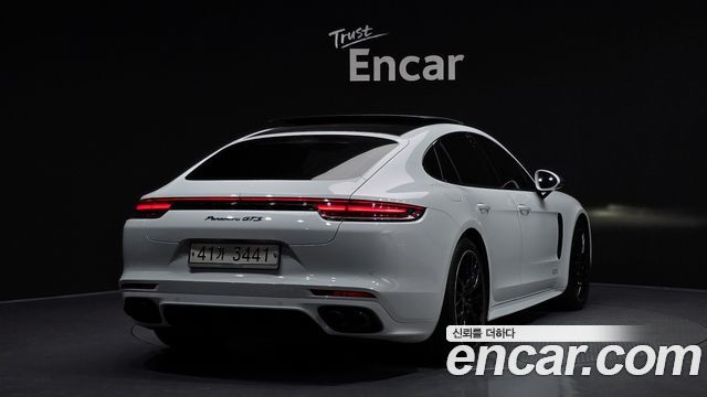Porsche Панамера (971) 2019
