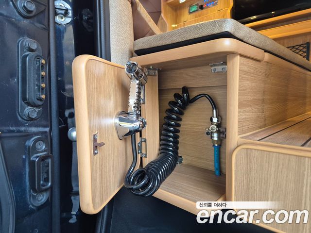 Hyundai Grand Starex 2020