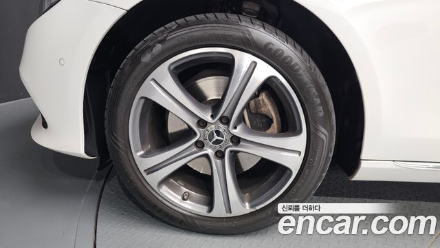 Mercedes-Benz E-Class W213 2019