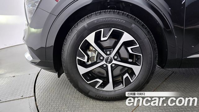 Kia Гибрид Спортейджа 5-го поколения. 2022