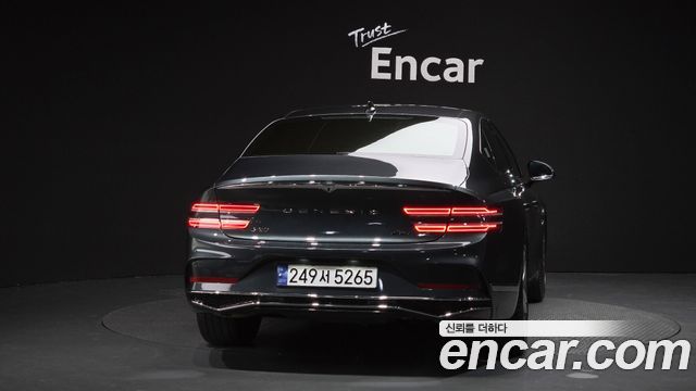 Genesis G80 (RG3) 2025