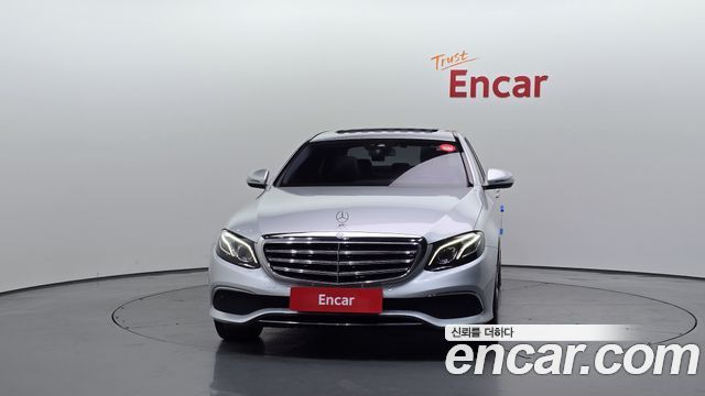 Mercedes-Benz Е-Класс W213 2017