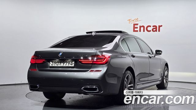 BMW 7 серия (G11) 2018