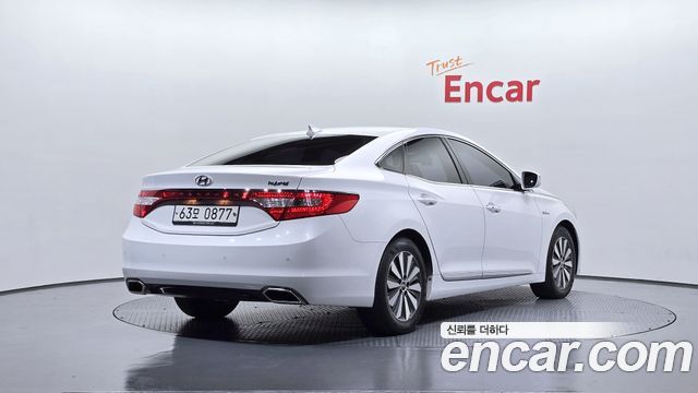 Hyundai Грандеур HG Гибрид 2016