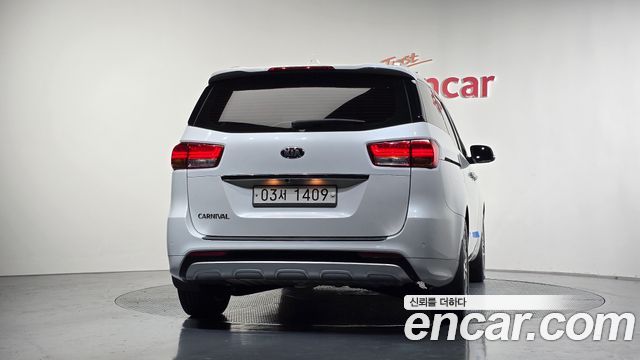 Kia Совершенно новый карнавал 2018