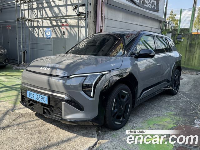 Kia ЕВ3 2025