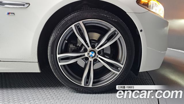 BMW 5 серия (F10) 2016