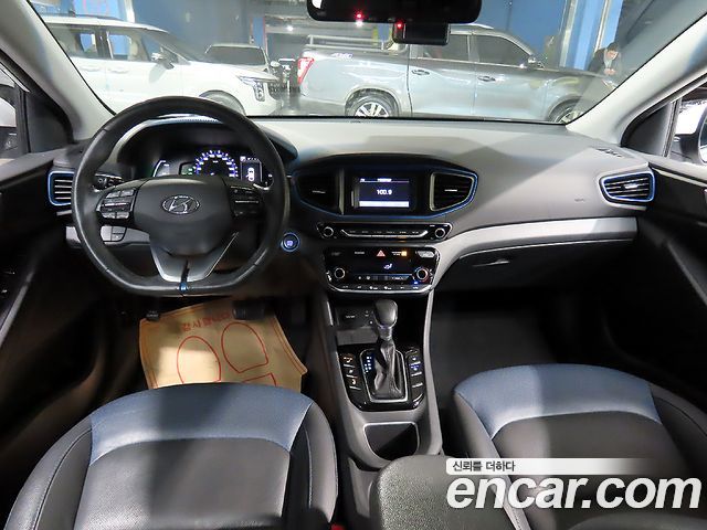 Hyundai ИОНИК Hybrid 2017