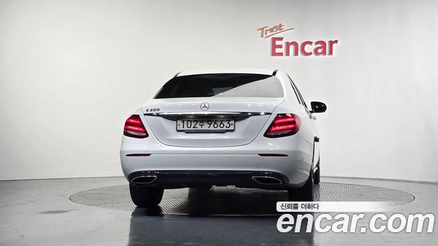 Mercedes-Benz E-Class W213 2020