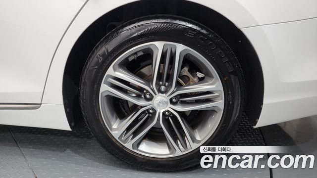 Hyundai Grandeur IG 2018