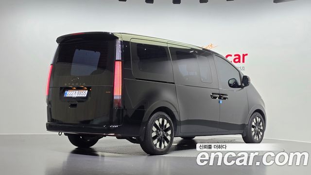 Hyundai Стария 2025