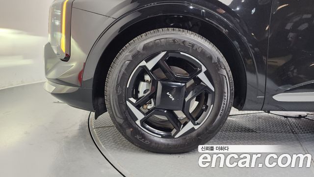 Kia Santa Fe (MX5) 2025