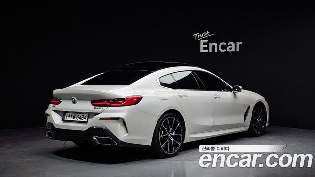 BMW 8-я серия (G15) 2022