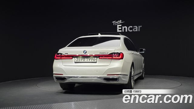 BMW 7 серия (G11) 2020