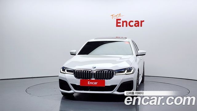 BMW 5 серия (G30) 2023