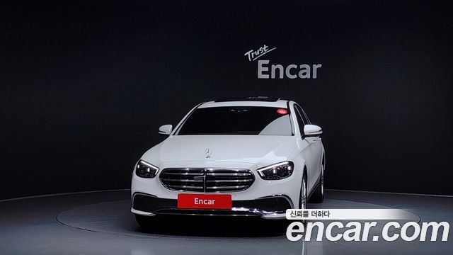 Mercedes-Benz Е-Класс W213 2023