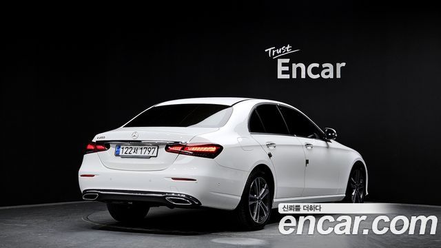 Mercedes-Benz Е-Класс W213 2023