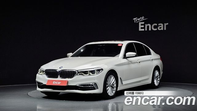 BMW 5 серия (G30) 2020