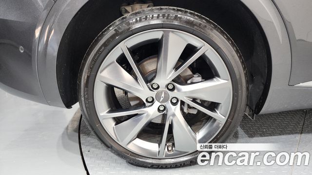 Genesis Утренний городской (JA) 2022