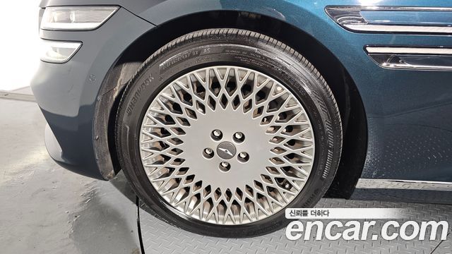 Genesis G80 (РГ3) 2022