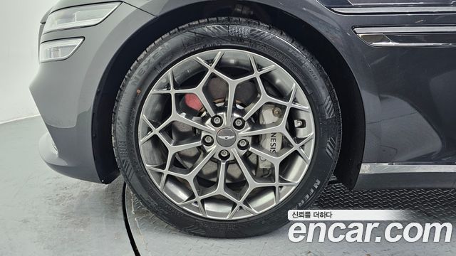 Genesis G80 (РГ3) 2022