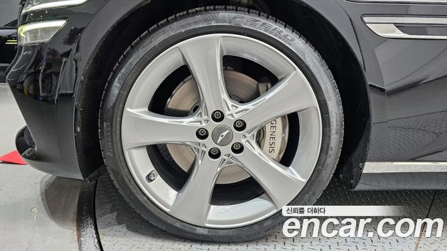 Genesis G80 (РГ3) 2022