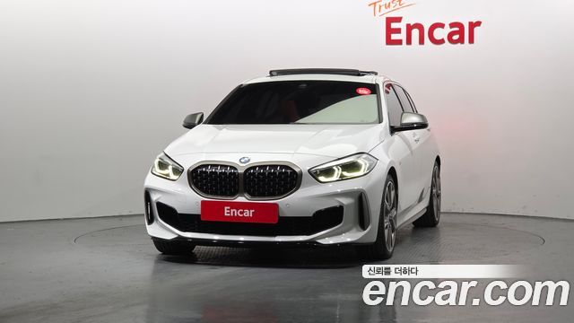 BMW 1 серия (F40) 2022