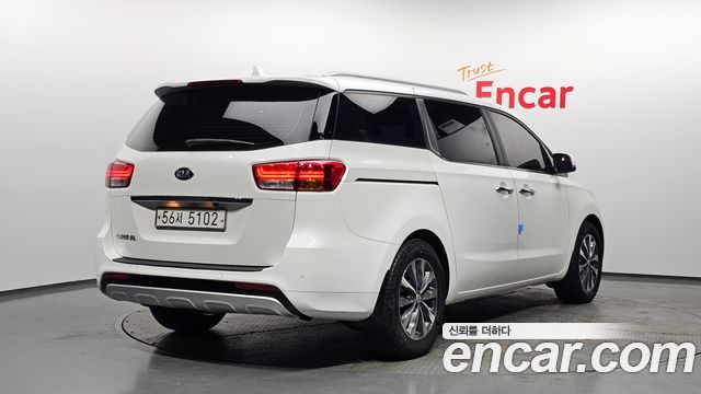 Kia Совершенно новый карнавал 2016