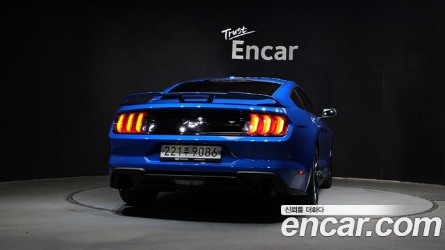 Ford мустанг 2019