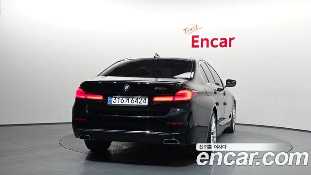 BMW 5 серия (G30) 2022