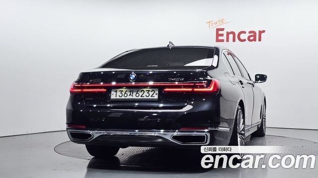 BMW 7 серия (G11) 2020