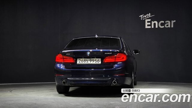BMW 5 серия (G30) 2020