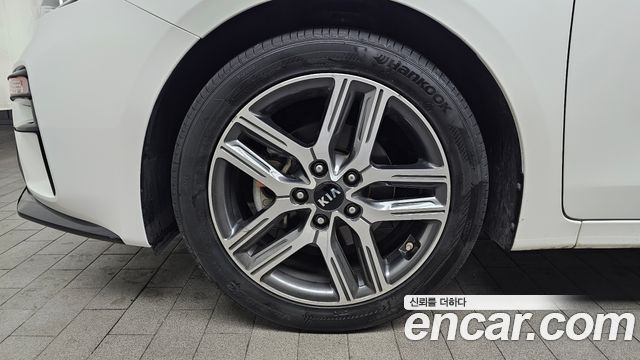 Kia Абсолютно новый К3 2021