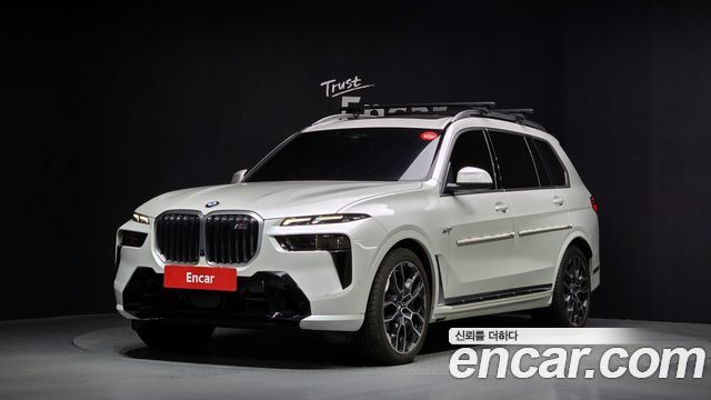BMW Х7 (G07) 2024