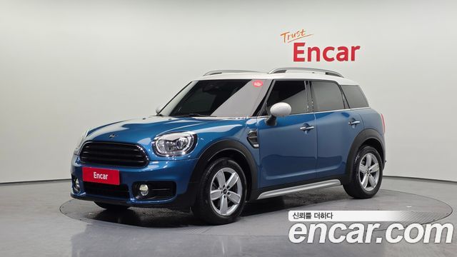 MINI Купер земляк 2019