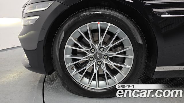 Genesis G80 (РГ3) 2023