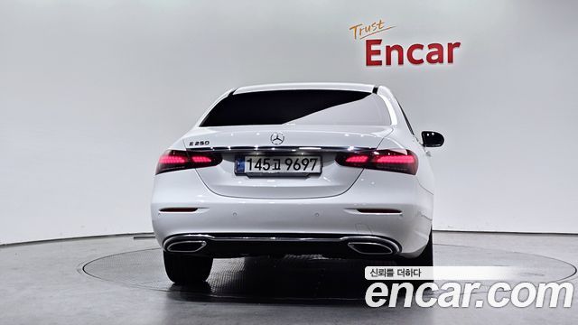 Mercedes-Benz Е-Класс W213 2021